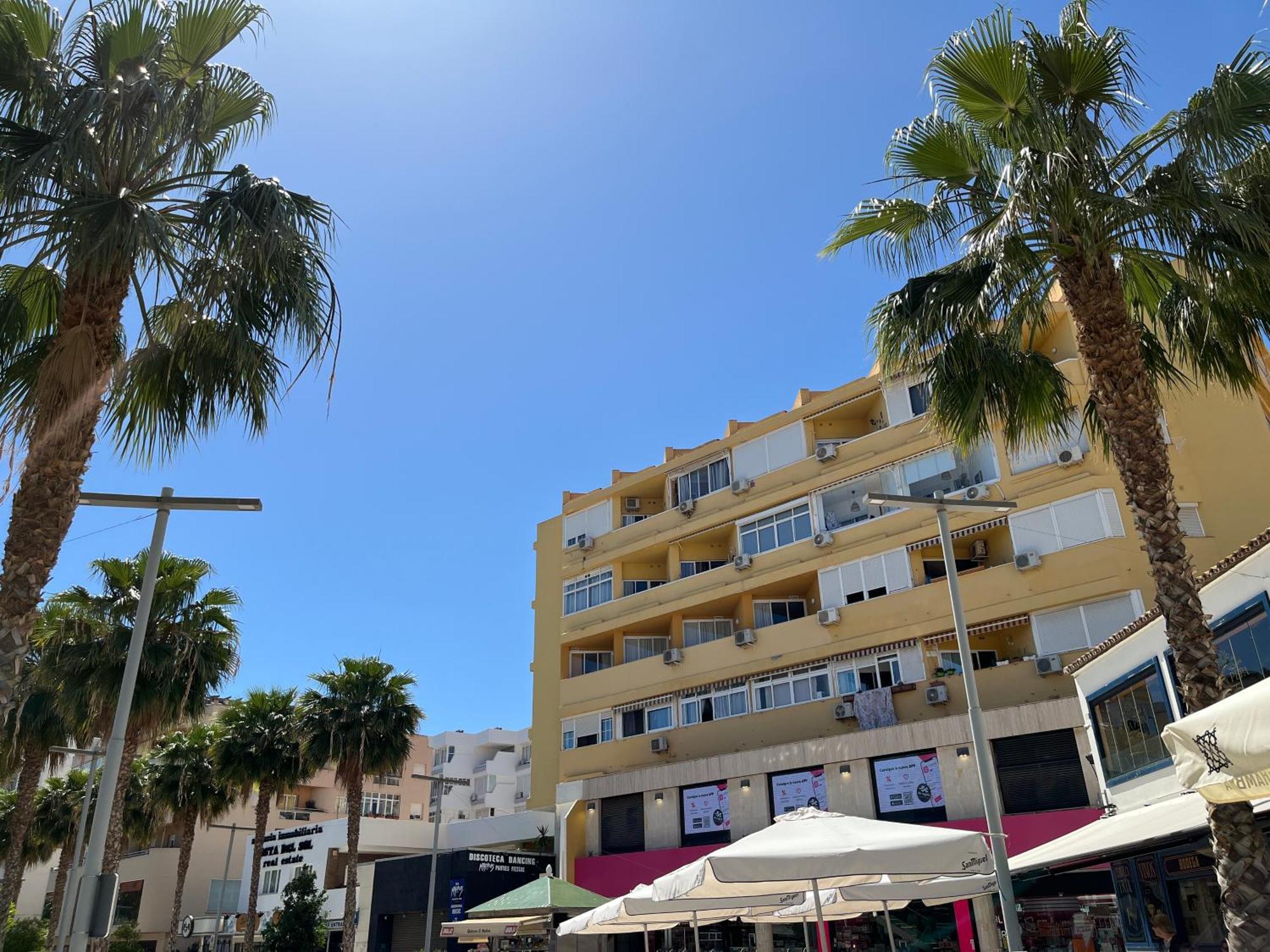 Zelun Suite Torremolinos Center Εξωτερικό φωτογραφία