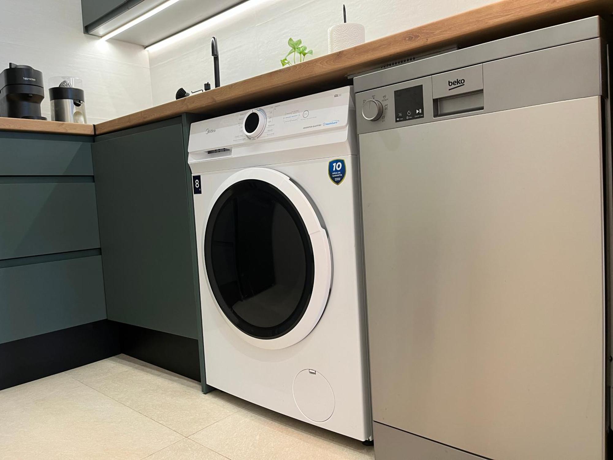 Zelun Suite Torremolinos Center Εξωτερικό φωτογραφία