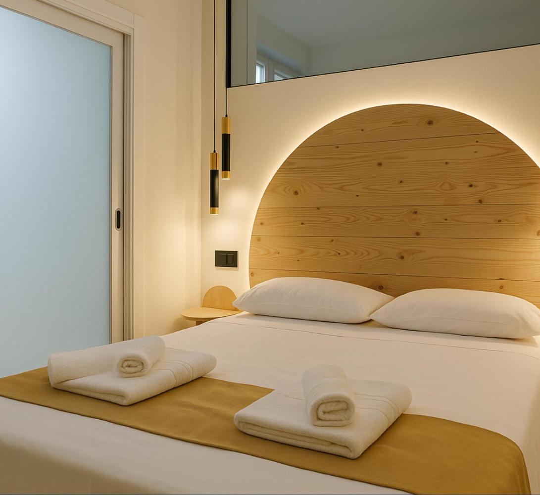 Zelun Suite Torremolinos Center Εξωτερικό φωτογραφία